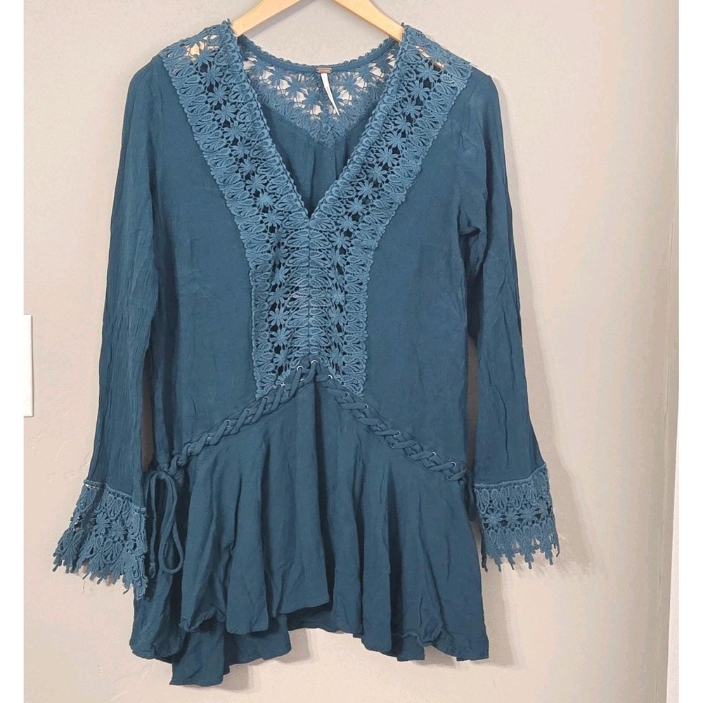 Free People Teal Crochet Lace Peasant Tunic Top Boho Bell Sleeve Festival Blouse